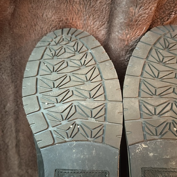 COLUMBIA Black Suede Waterproof Slip On Ankle Boot Sz 9 - Picture 11 of 14